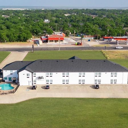 Atria Hotel And Rv Mcgregor Экстерьер фото